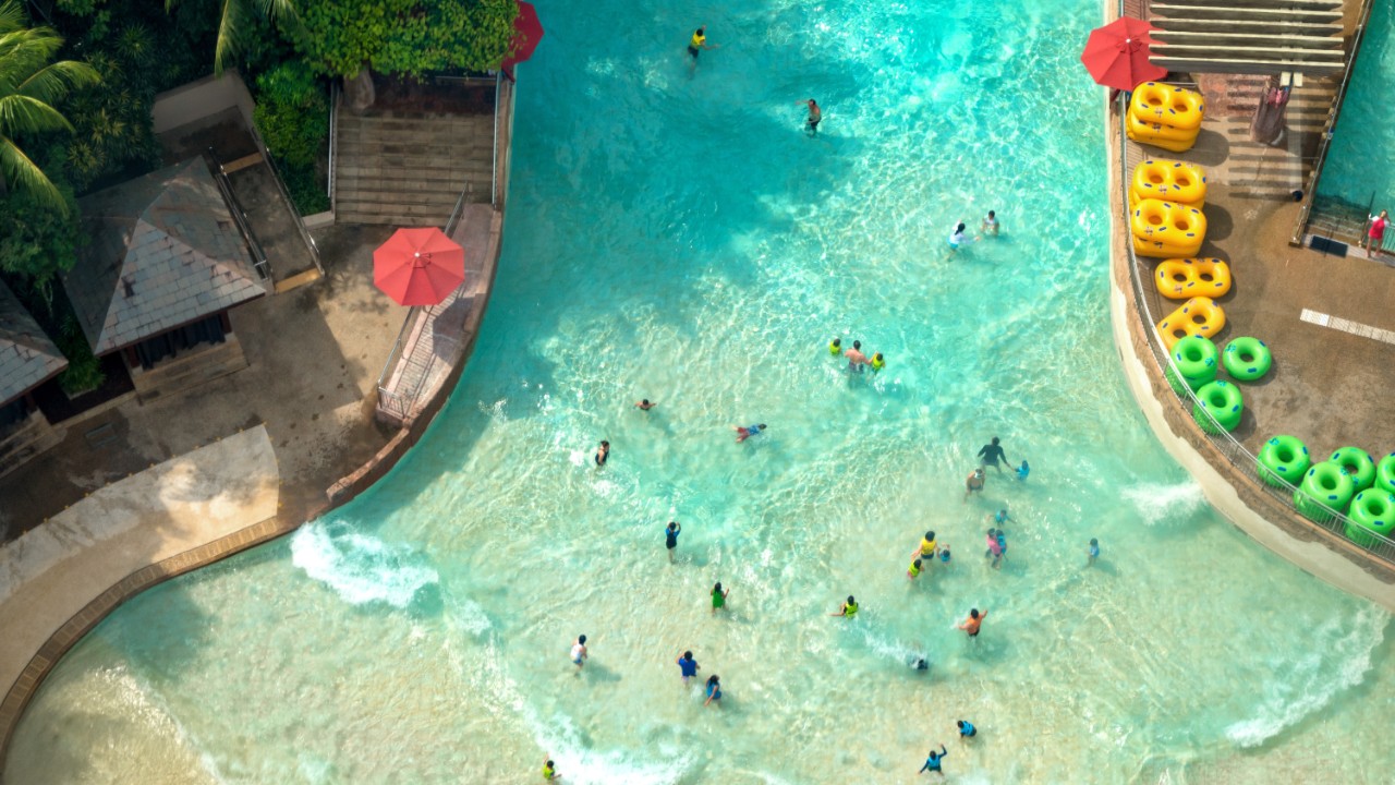 新加坡水上乐园；图片使用于汇丰“惬意享受充满活力的新加坡式生活”文章页面